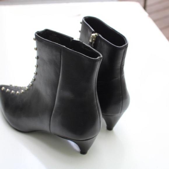 Nine West studded booties - Picture 9 of 9